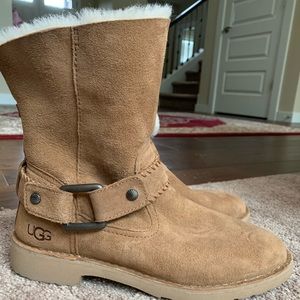 UGG boots women’s size 9